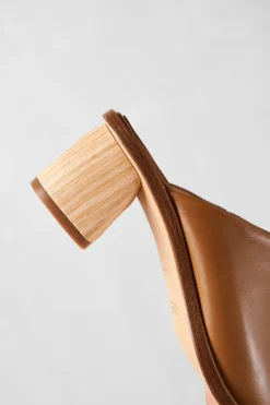 Shoes^Amour Vert Alohas Josie Leather Sandal Tan