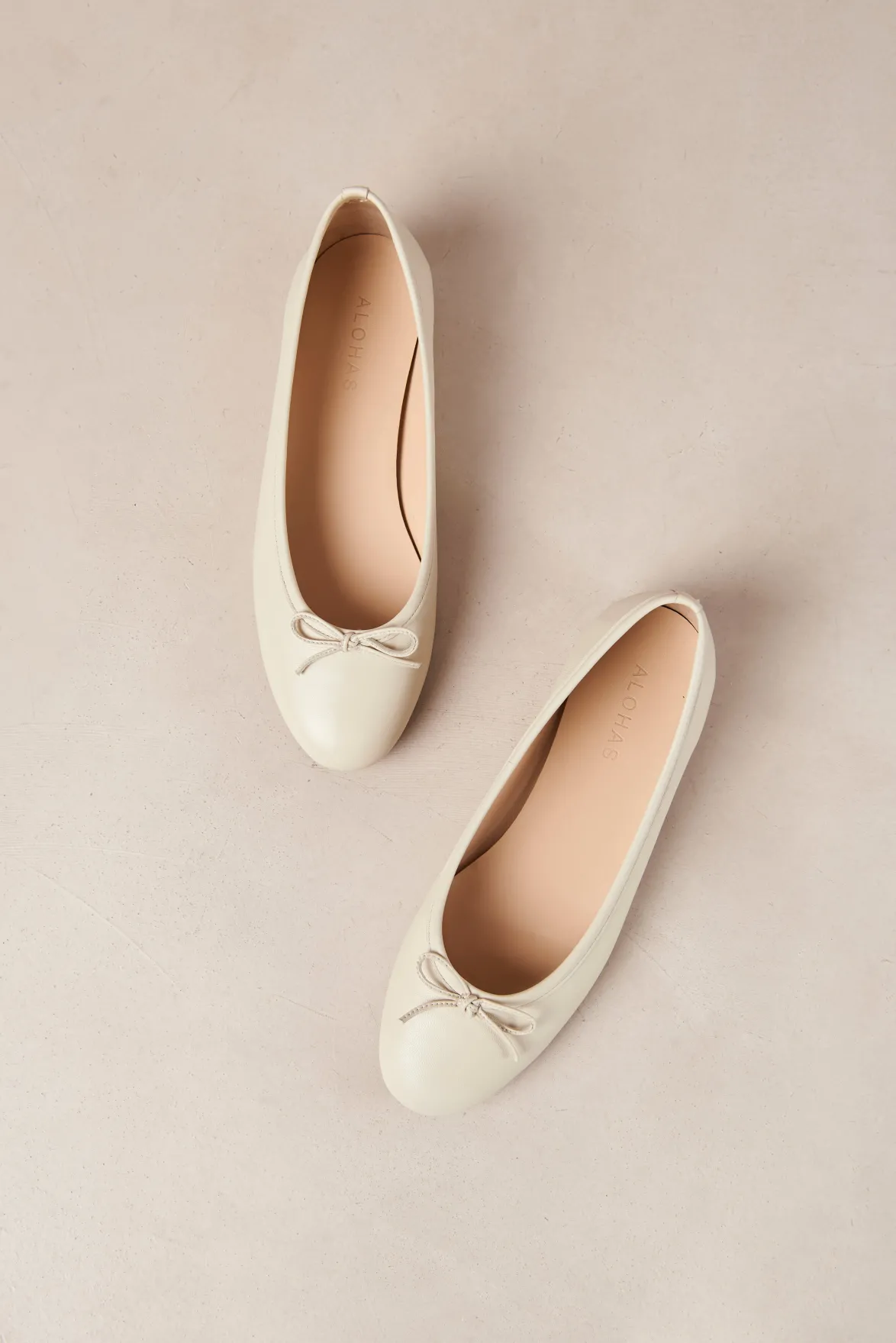 Shoes^Amour Vert Alohas Oriana Leather Ballet Flats Cream