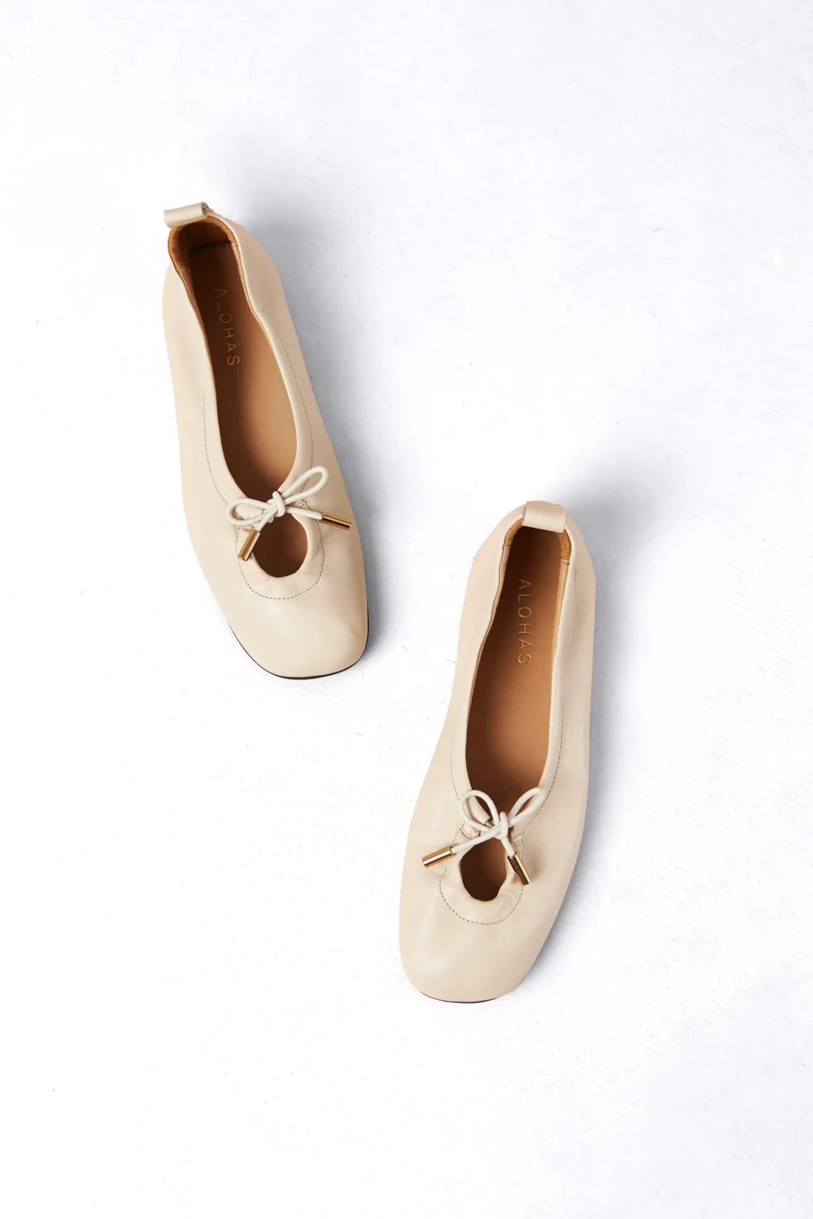 Shoes^Amour Vert Alohas Rosalind Leather Ballet Flat Cream