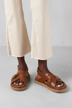 Shoes^Amour Vert Alohas Trunca Padded Sandal Tan