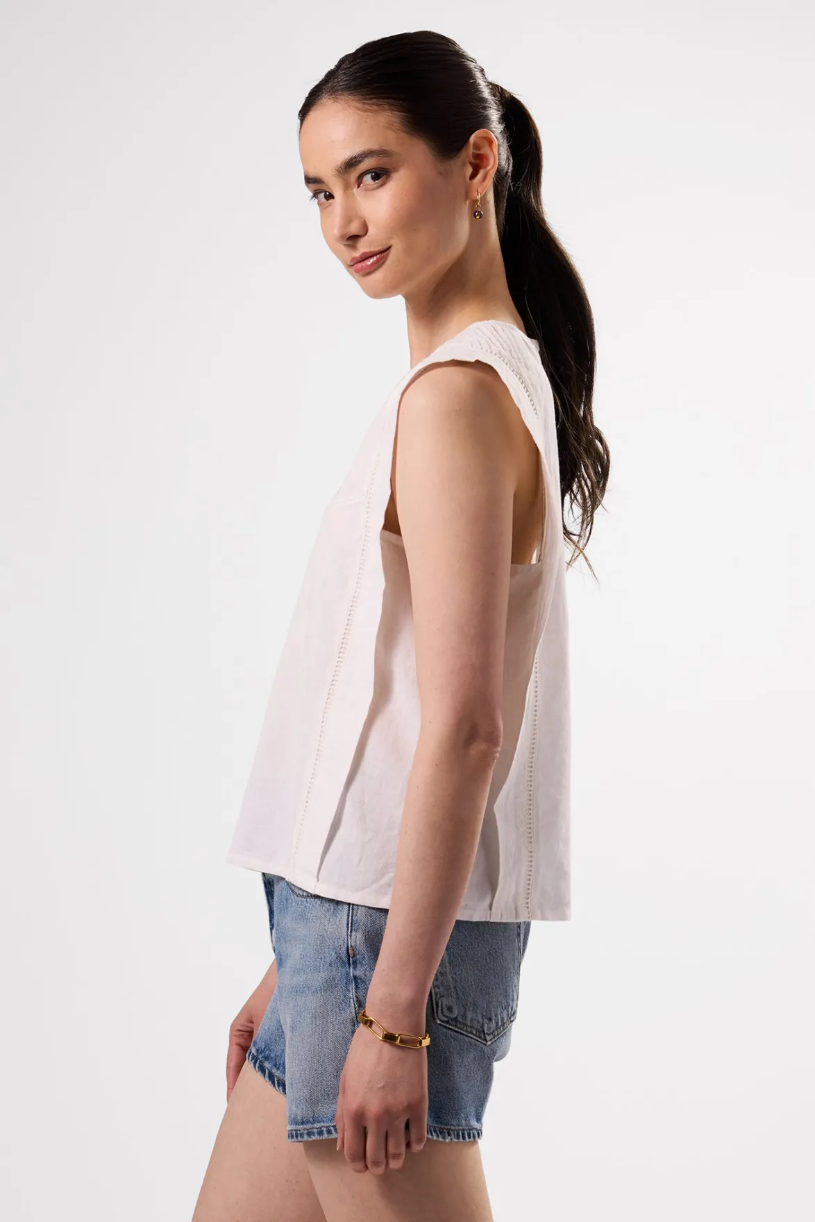 Tops|Clearance^Amour Vert Detailed Cotton Linen Tank Top White