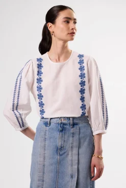 Tops|Clearance^Amour Vert Placed Embroidery Blouse WhiteCobaltEmbroidery
