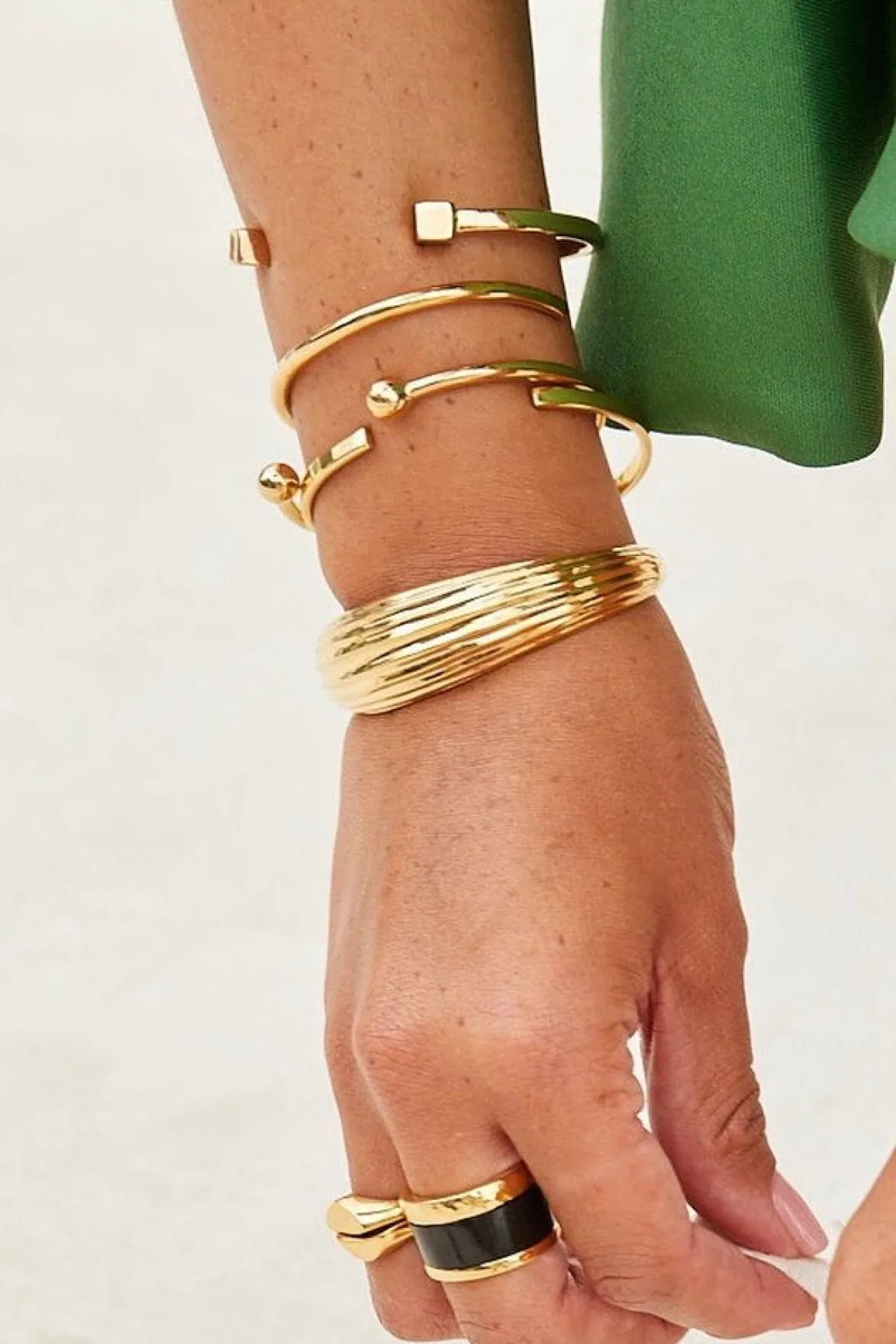Jewelry^Amour Vert SOKO Mixed Shapes Stacking Cuffs Gold