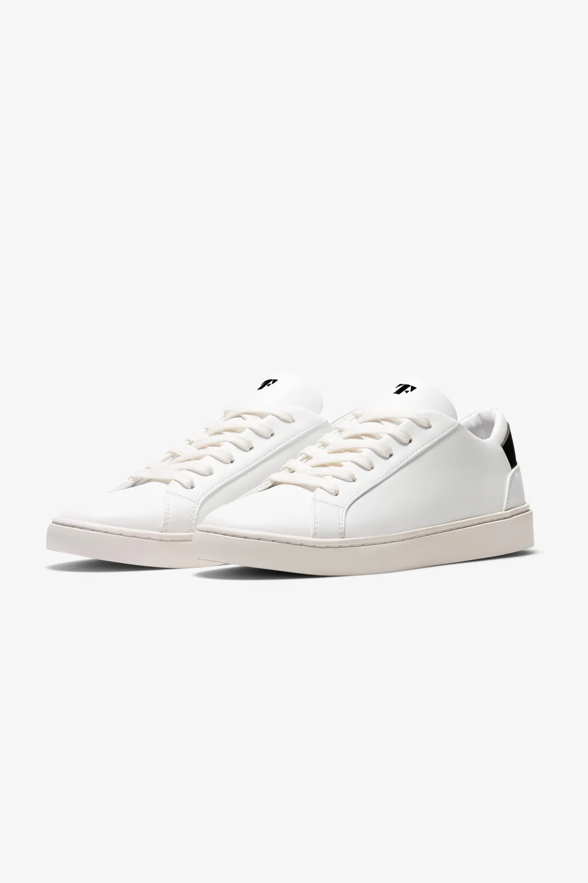 Shoes^Amour Vert Thousand Fell Lace Up Sneaker WhiteandBlack